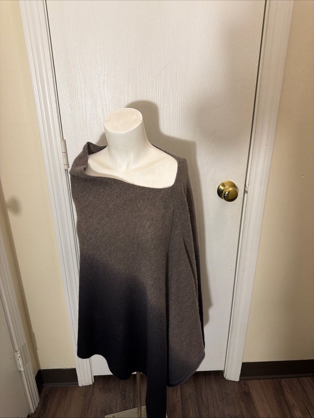 Claudia Nichole 100% Cashmere Wrap Poncho Taupe Gray Black Ombre
